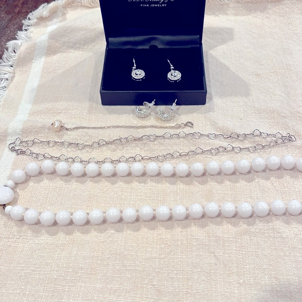 Lot of Jewelry